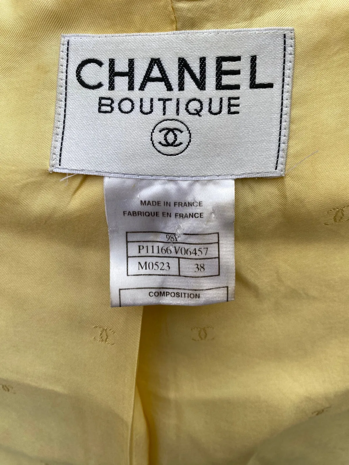 CHANEL Vintage Boucl Jacket size 38