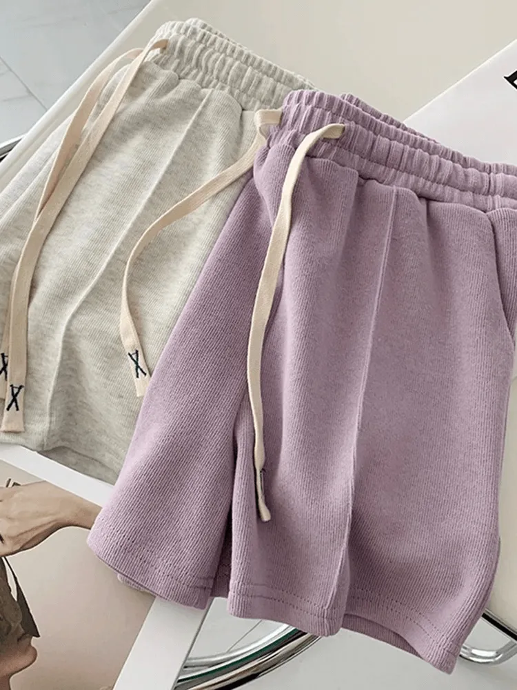 Stylish Women's Shorts With High Waist and Side Pockets - SF0181