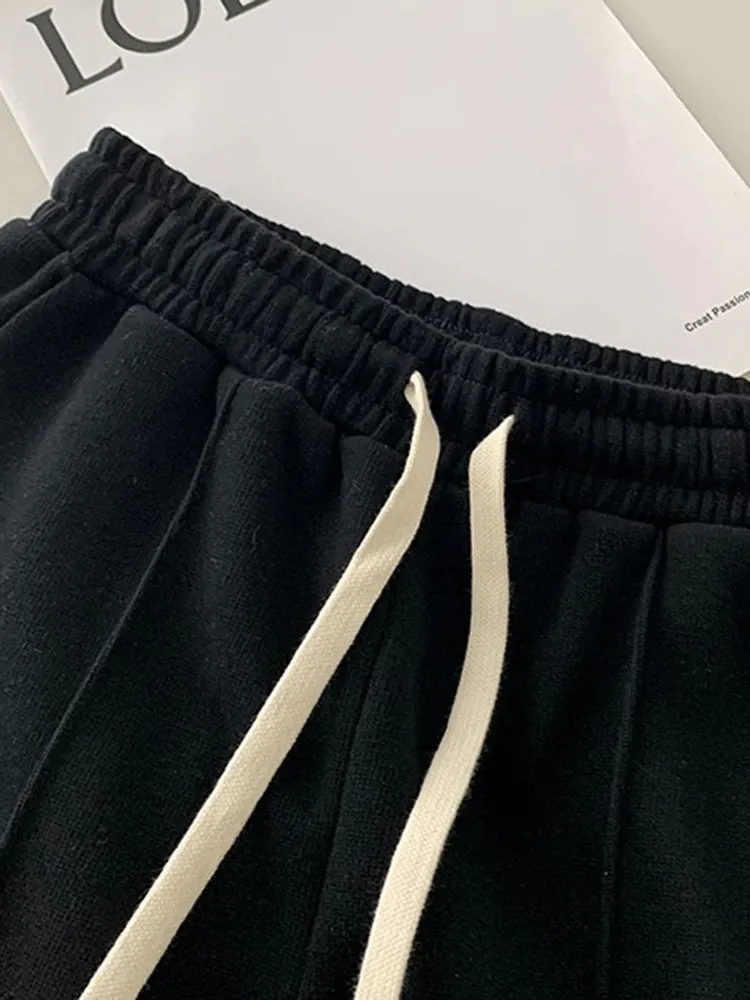 Stylish Women's Shorts With High Waist and Side Pockets - SF0181