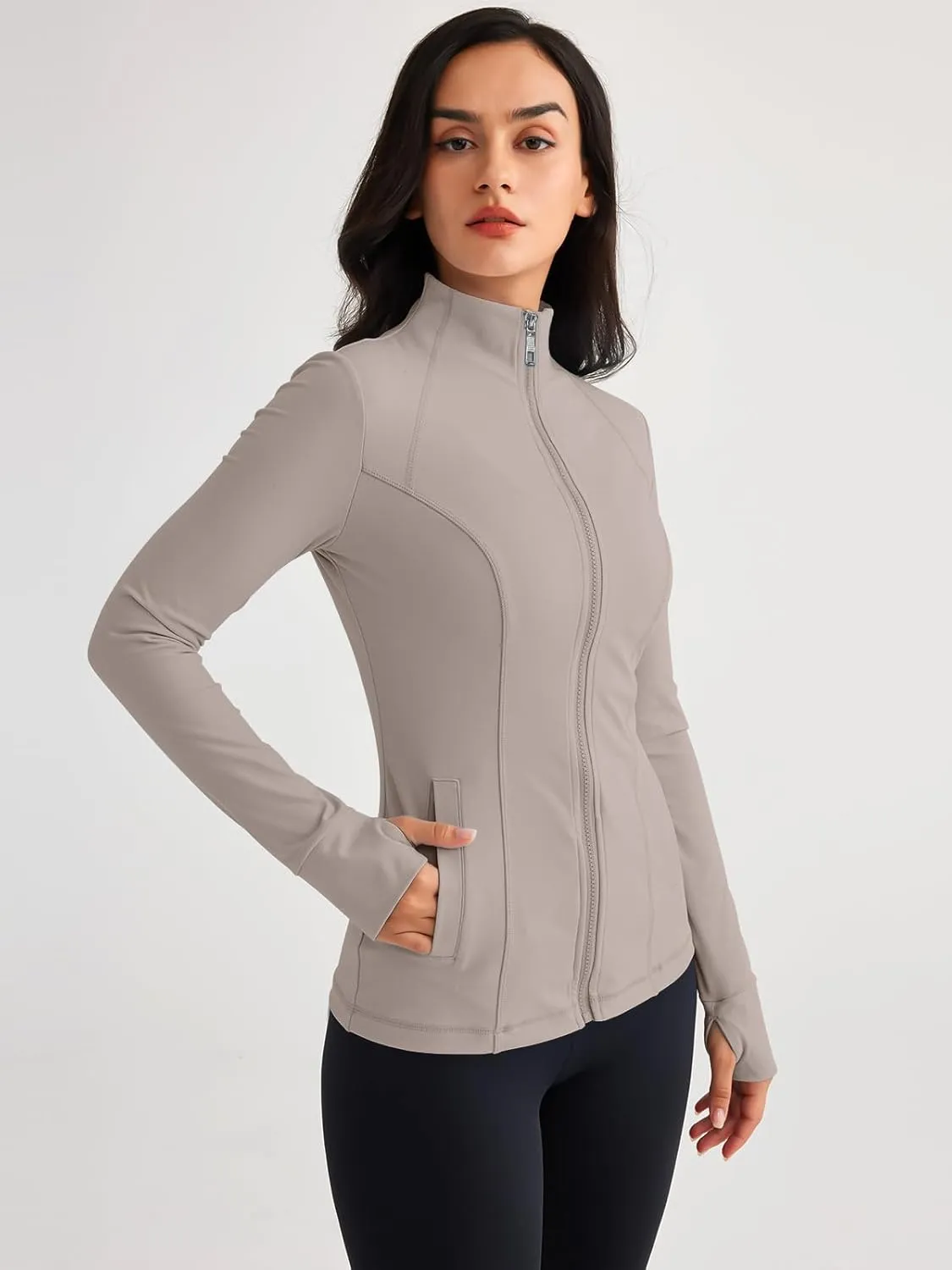 Trendy Queen Womens Lightweight Zip Up Jackets Mock Turtleneck Fall Hoodies Fitted 2024 Athletic Workout Clothes with Pockets